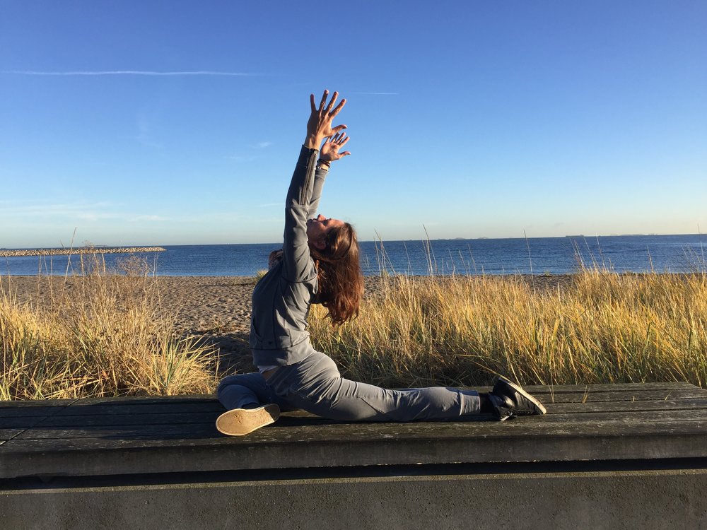 Yoga at the beach 2